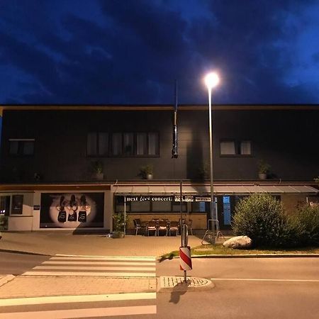 Kleine Wohnung Im - Konzept Flieger - 2 Stockwerke Tettnang Eksteriør bilde