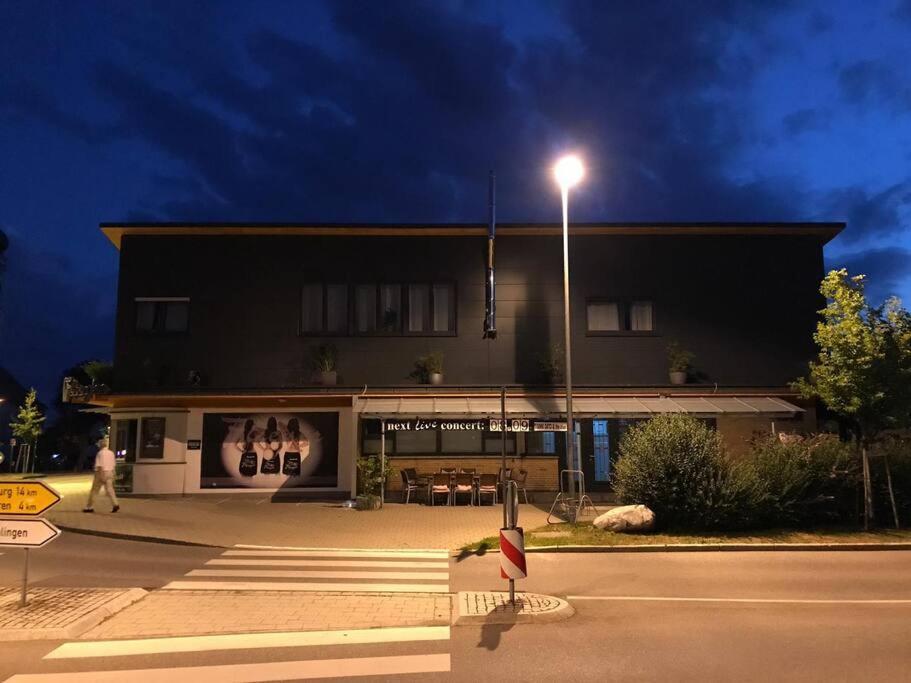 Kleine Wohnung Im - Konzept Flieger - 2 Stockwerke Tettnang Eksteriør bilde